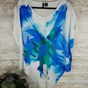Nu Options, blue and white floral top, sz XL